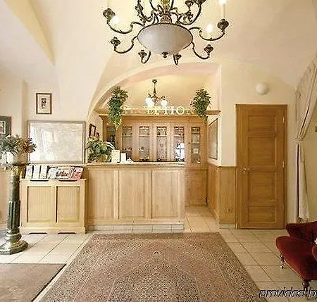 Hotell Golden Star 4*