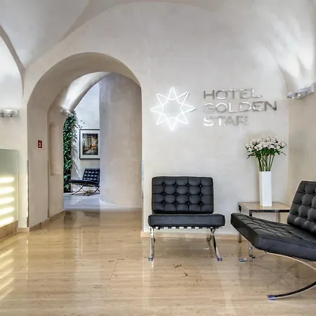 ホテル ゴールデン スター 4*