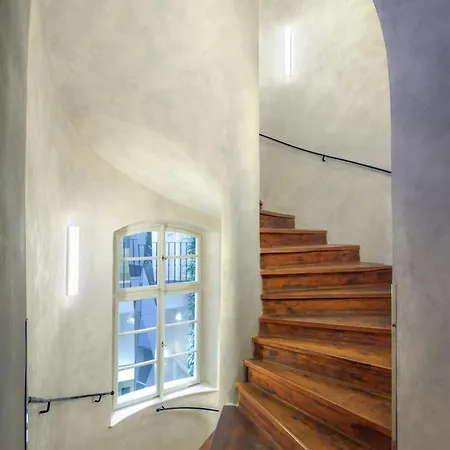 ホテル ゴールデン スター プラハ