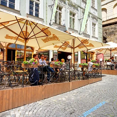 Golden Star 4* Praga