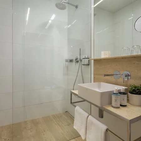 Golden Star 4* Praga