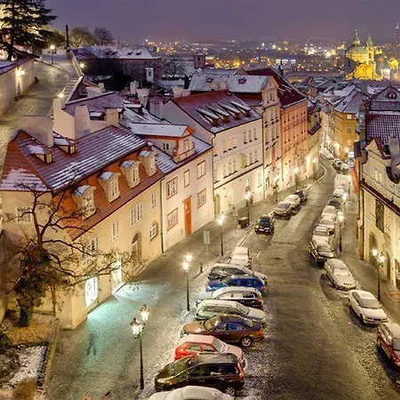 Hotell Golden Star 4*