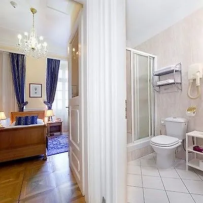 Golden Star Praga