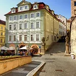Hotel Golden Star