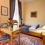 Hotel Golden Star