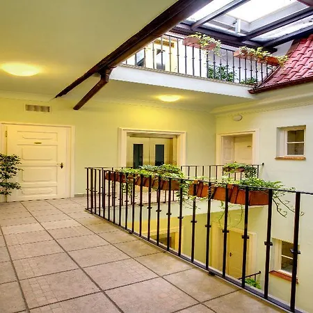 Hotel Golden Star 4*