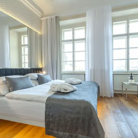 Hotel Golden Star 4*