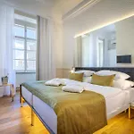 Golden Star Hotel 4*