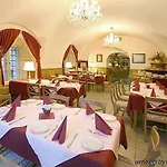 Golden Star 4* Prague