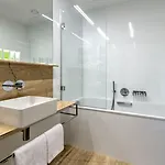 Golden Star Hotel