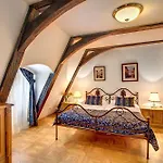 Hotel Golden Star